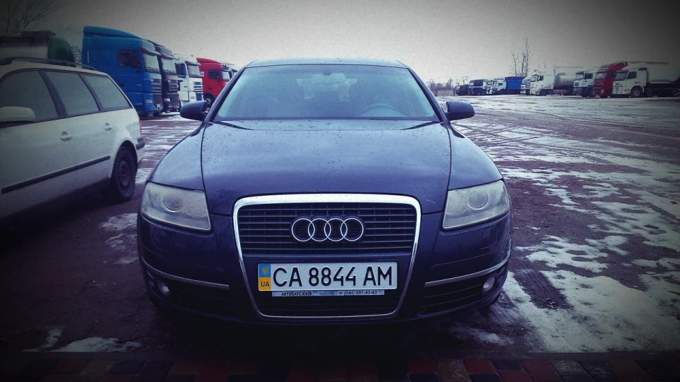 Audi A6 3.2 TFSI Quattro 5