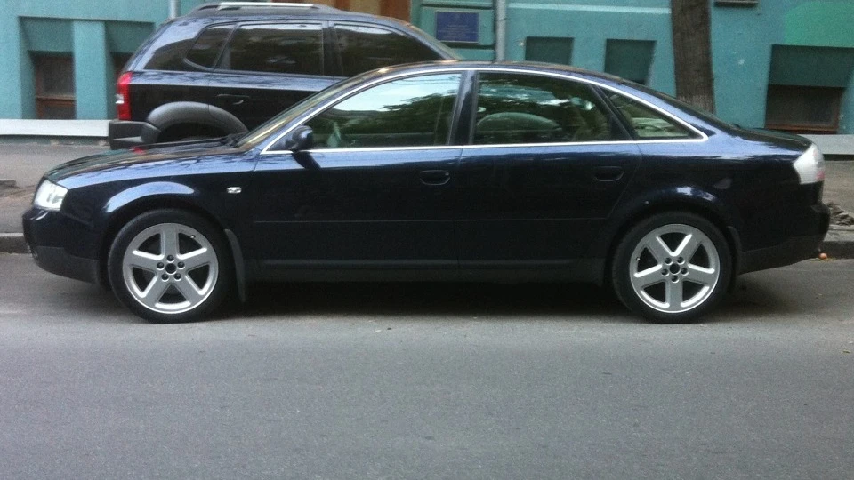 Audi A6 4B C5 1.8T MT FWD 2