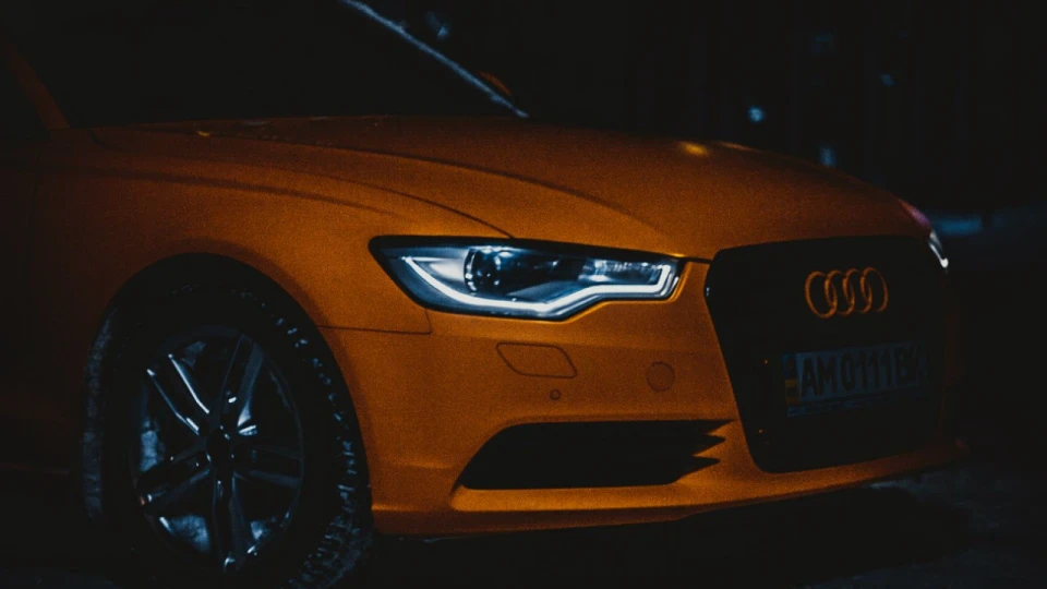 Audi A6 Апельсинова Корка