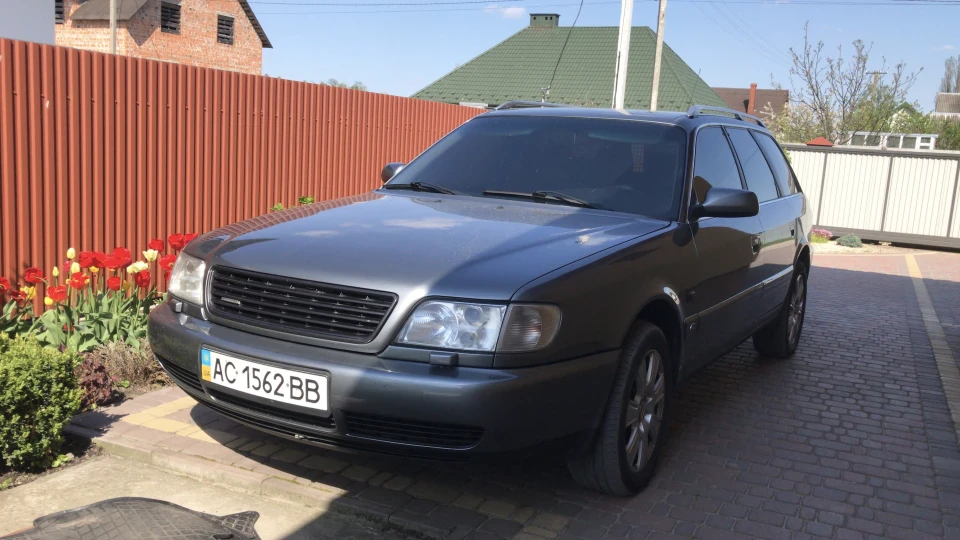 Audi A6 Audi a6c4 2.5tdi Quattro