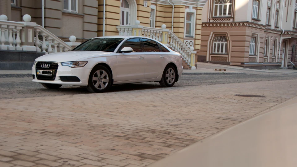Audi A6 Блонда 5