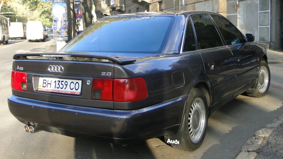 Audi A6 бронзова шоколадка 3