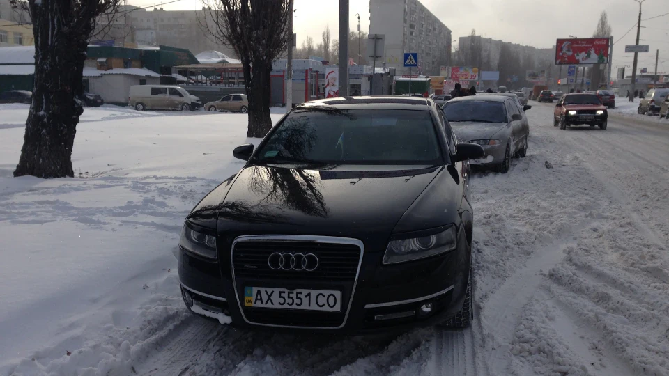 Audi A6 чорна блискавка 4