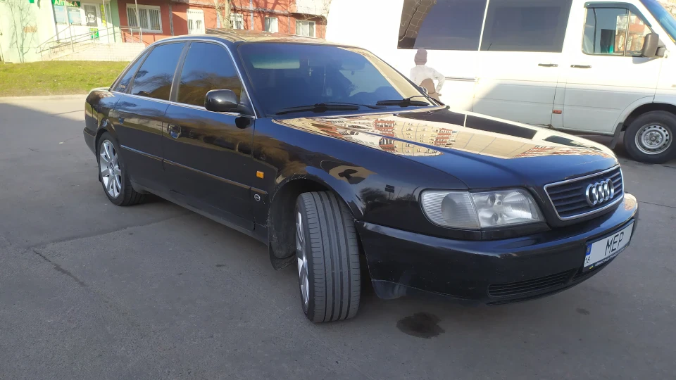 Audi A6 Чорна пантера 2