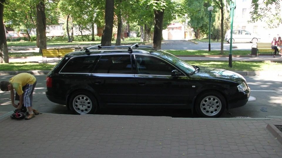 Audi A6 Чорний Турболіт 3