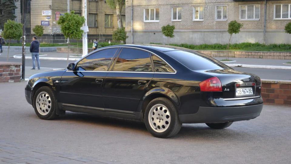 Audi A6 # Comfort Liner 3