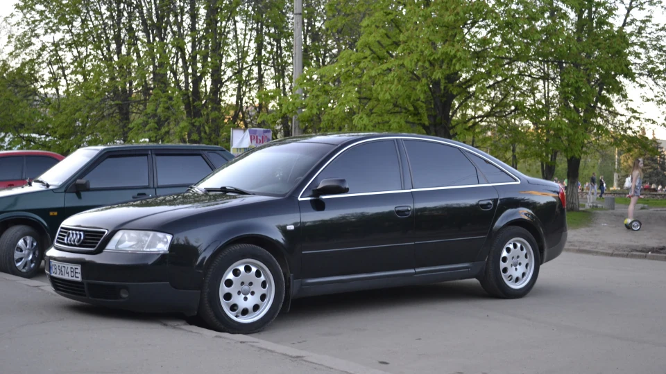 Audi A6 # Comfort Liner 4