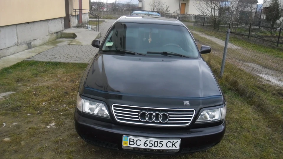 Audi A6 фіолетовий металік 4