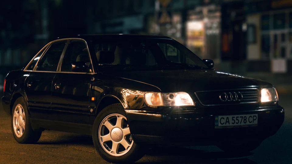 Audi A6 Liquorice
