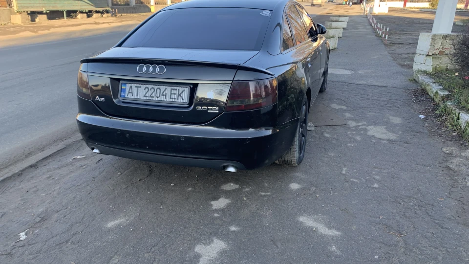 Audi A6 PAIN BLACK 4