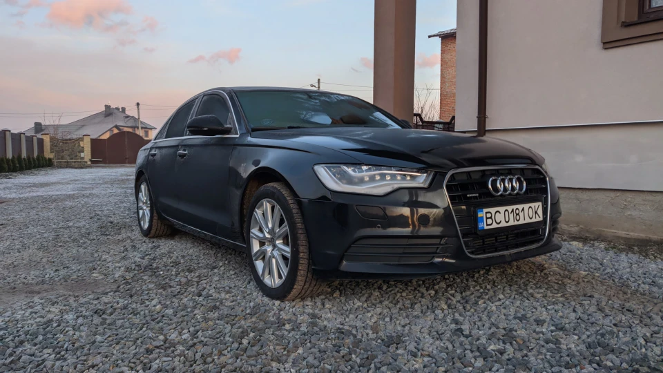 Audi A6 Паровозик