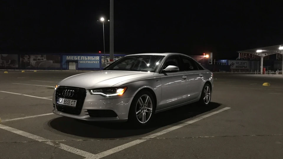Audi A6 quattro 3.0T