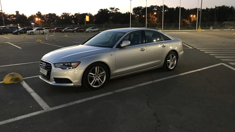 Audi A6 quattro 3.0T 3
