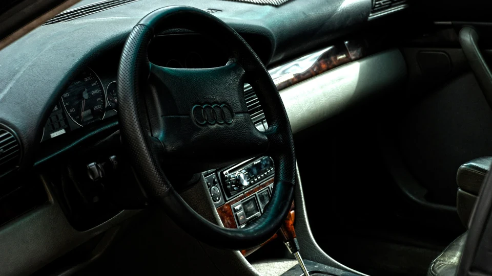 Audi A6 Quattro 3
