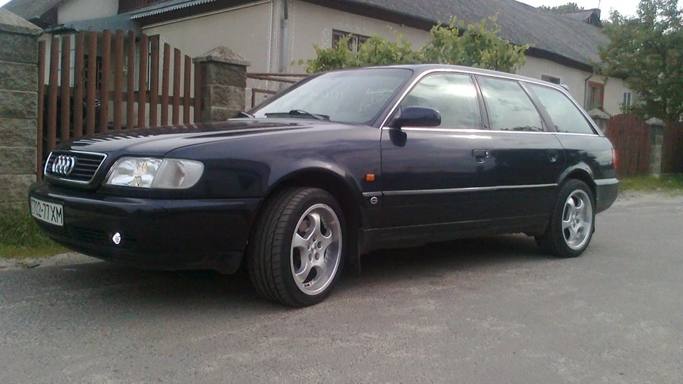 Audi A6 quattro 4