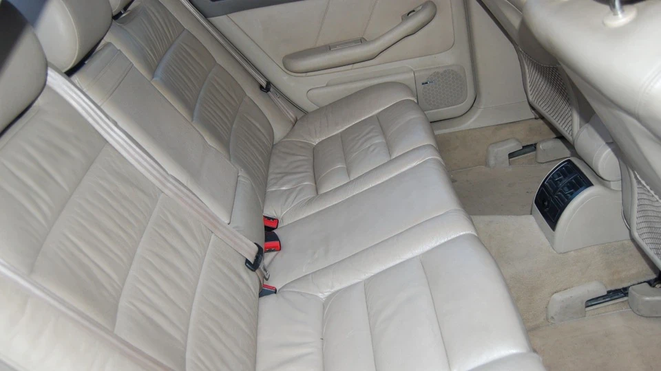 Audi A6 Quattro 3