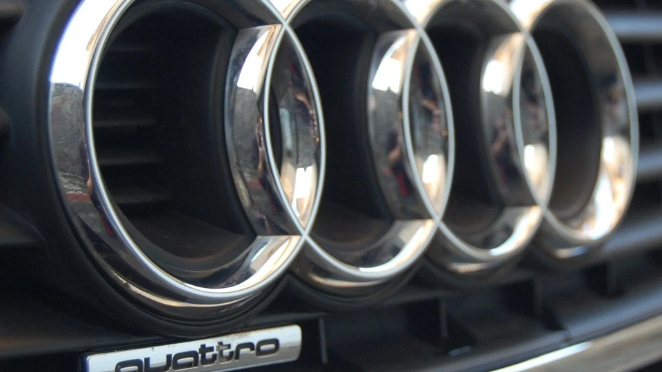 Audi A6 Quattro 4