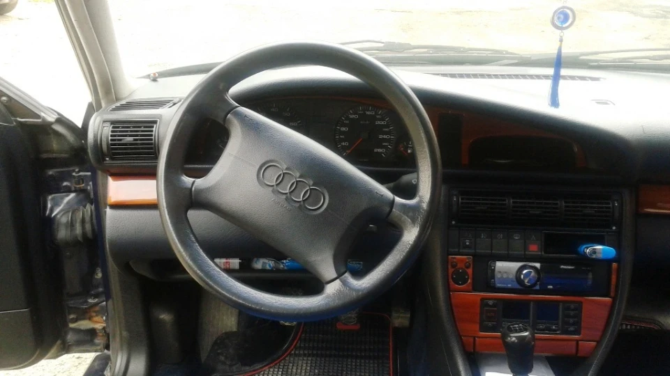 Audi A6 Quattro 5