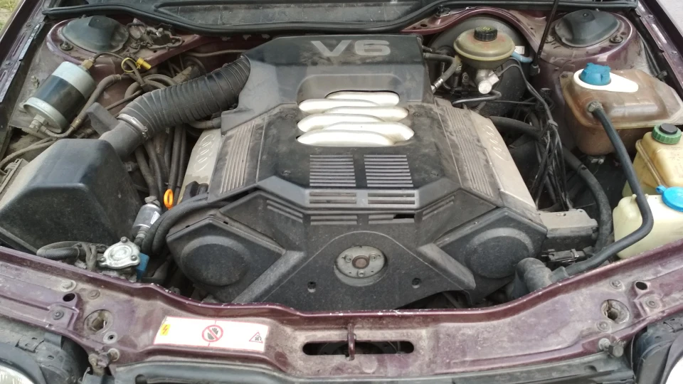 Audi A6 quattro 2