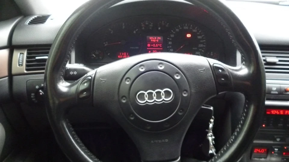 Audi A6 quattro 3
