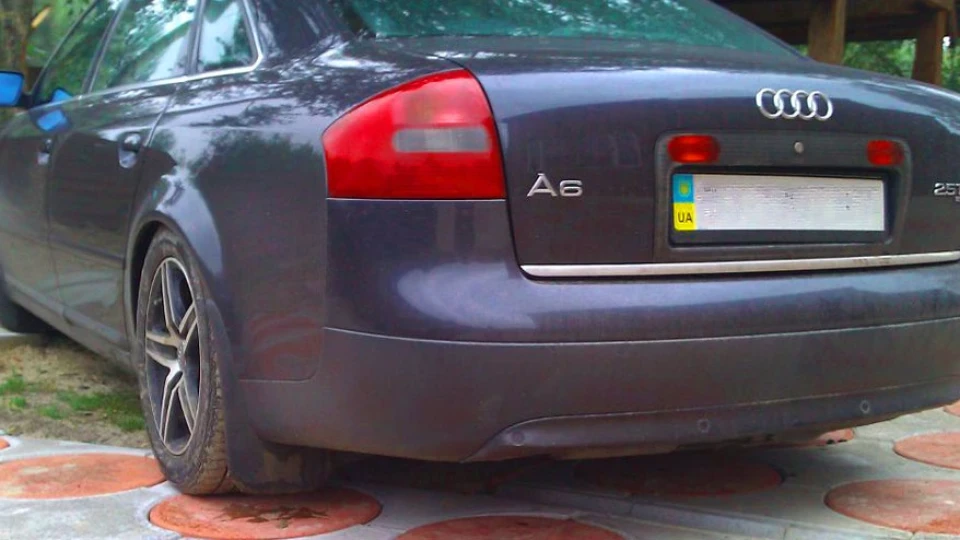 Audi A6 S-line 2.5 TDI 4