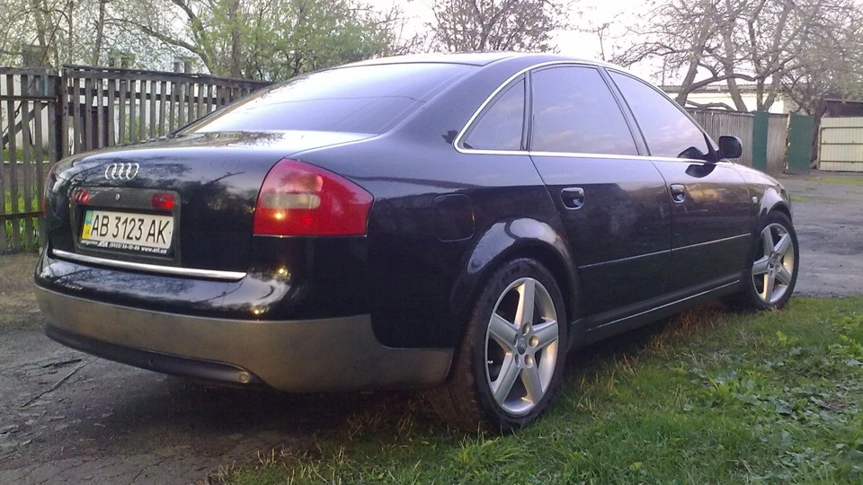 Audi A6 S-line "Dark Turtle" 3