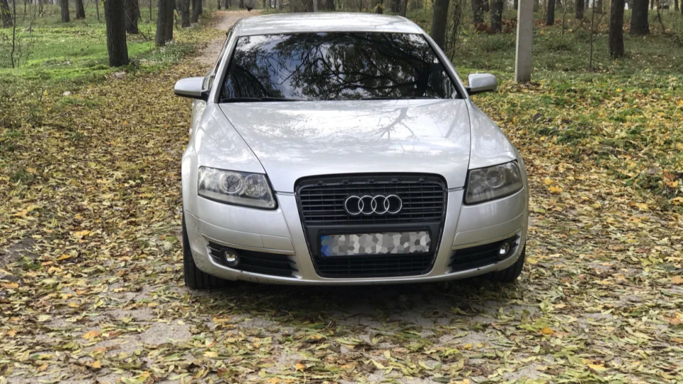Audi A6 С6 gray chaos 2