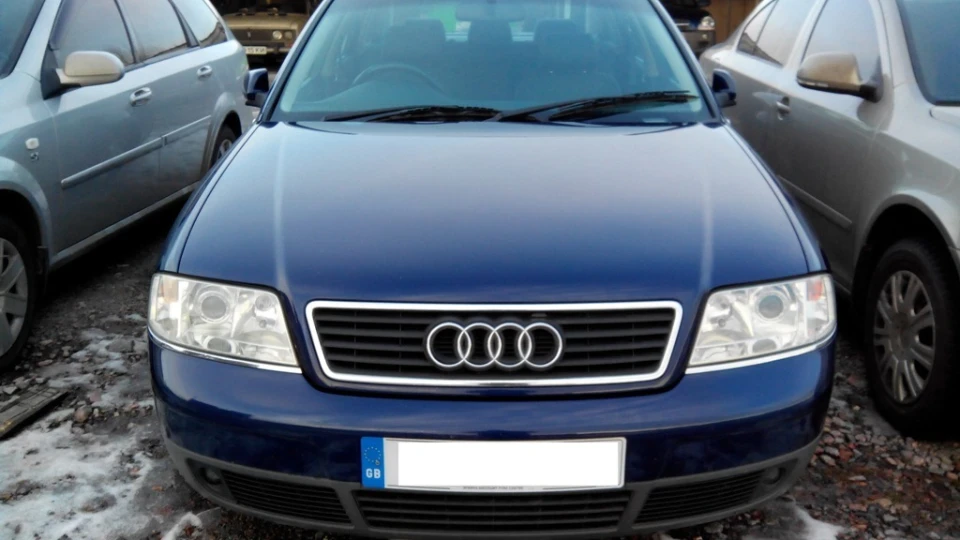 Audi A6 СЕДАН - частинами...
