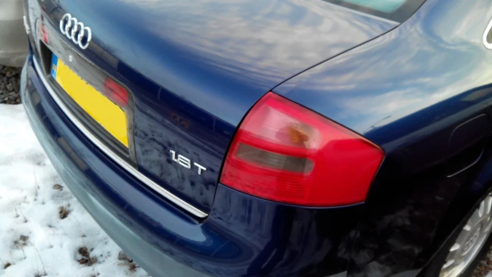 Audi A6 СЕДАН - частинами... 3
