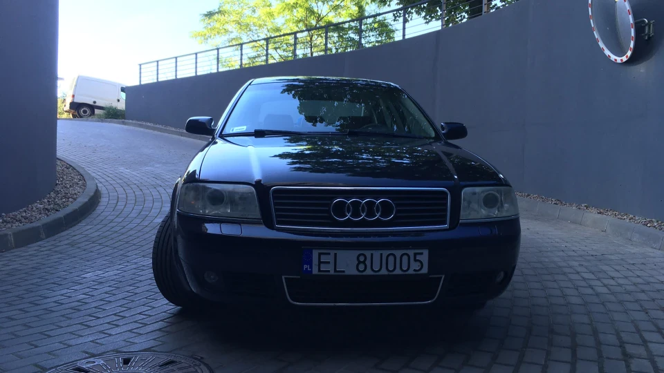 Audi A6 Синій кит 2