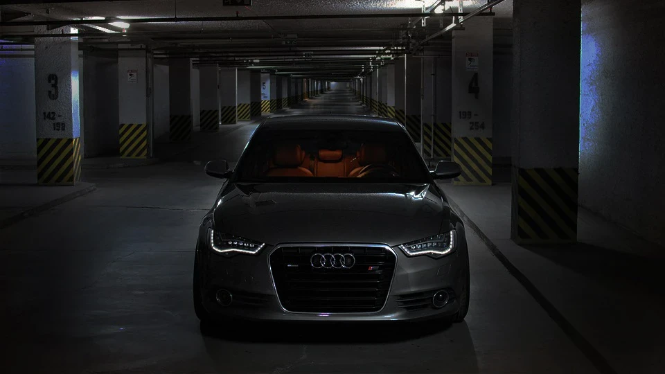 Audi A6 ▱ Sport Intelligence 2