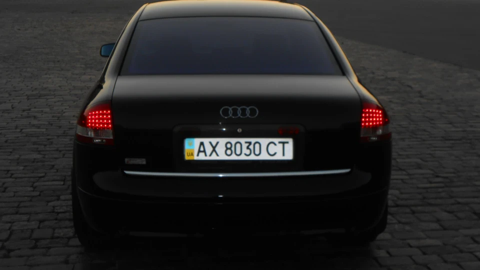 Audi A6 Темний Quattro ЛІТАК) 2