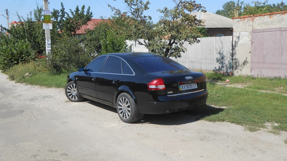 Audi A6 Темний Quattro ЛІТАК) 3