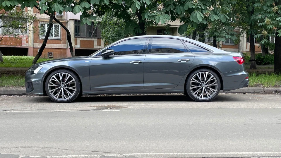 Audi A6 Турбо Какашечка 3.0 2