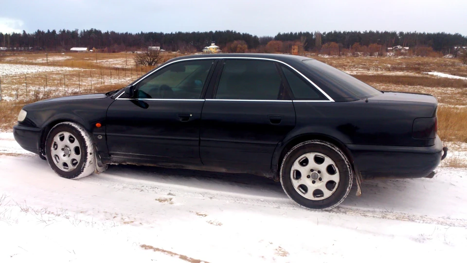 Audi A6 V6 - 2.6 quattro 3