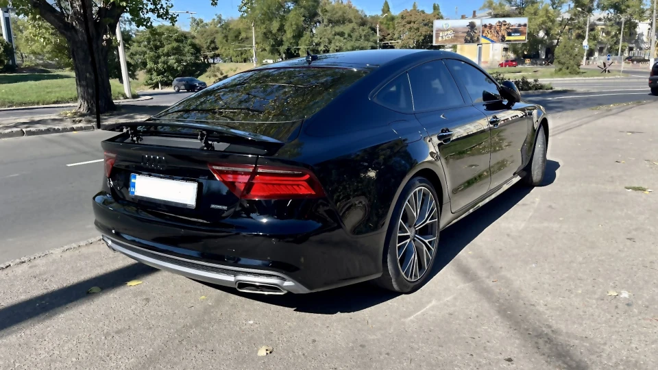Audi A7 Sportback Black Panther