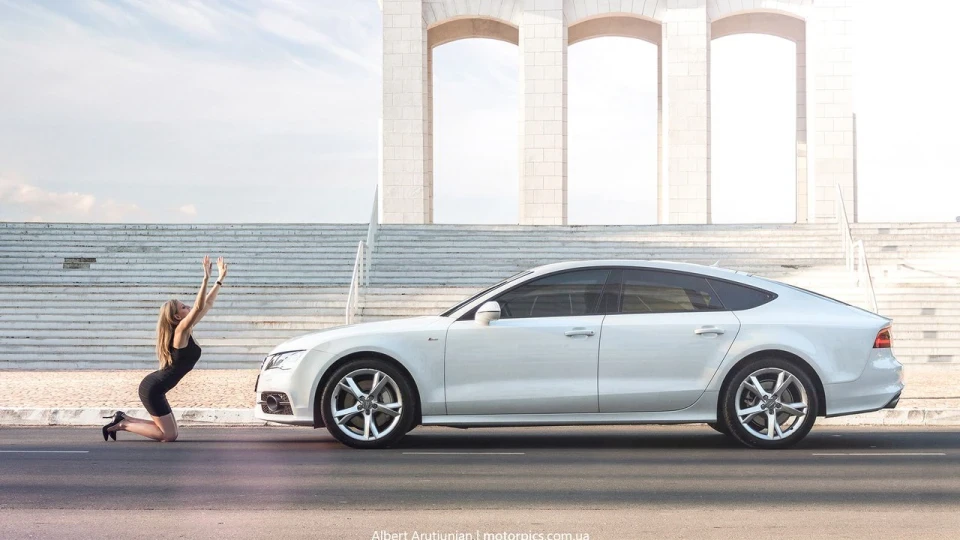 Audi A7 Sportback Cat's car) 2