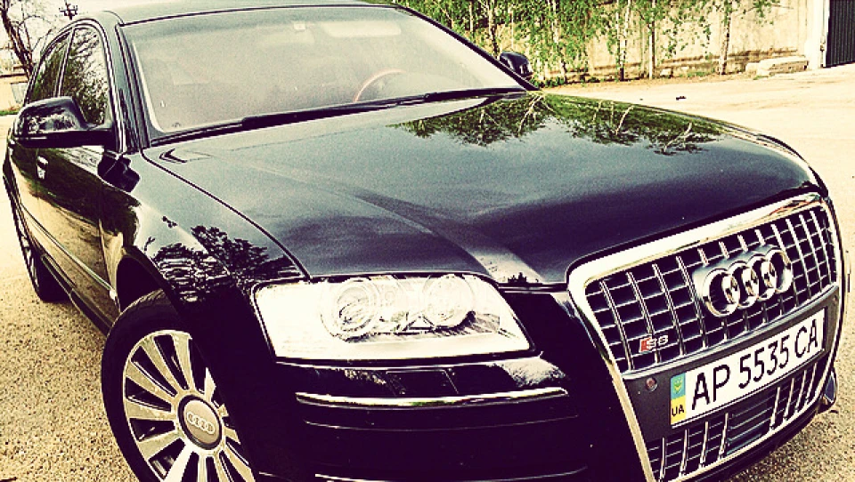 Audi A8 2