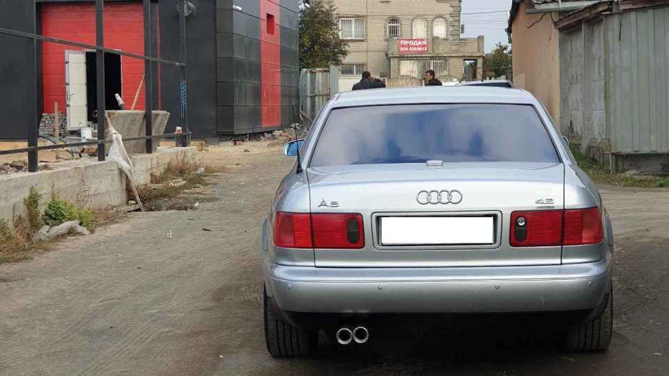 Audi A8