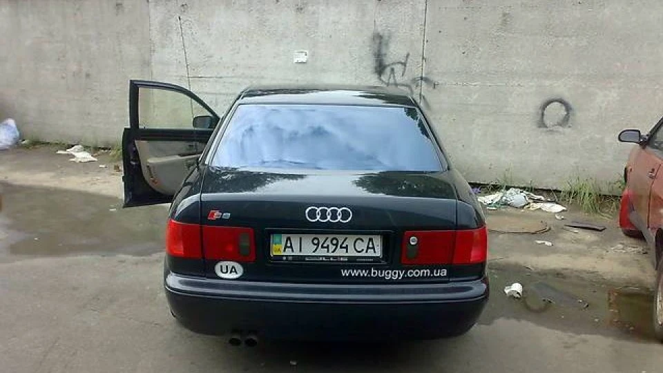 Audi A8 4