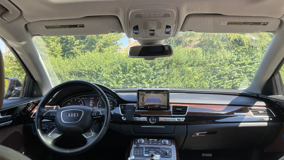 Audi A8 4