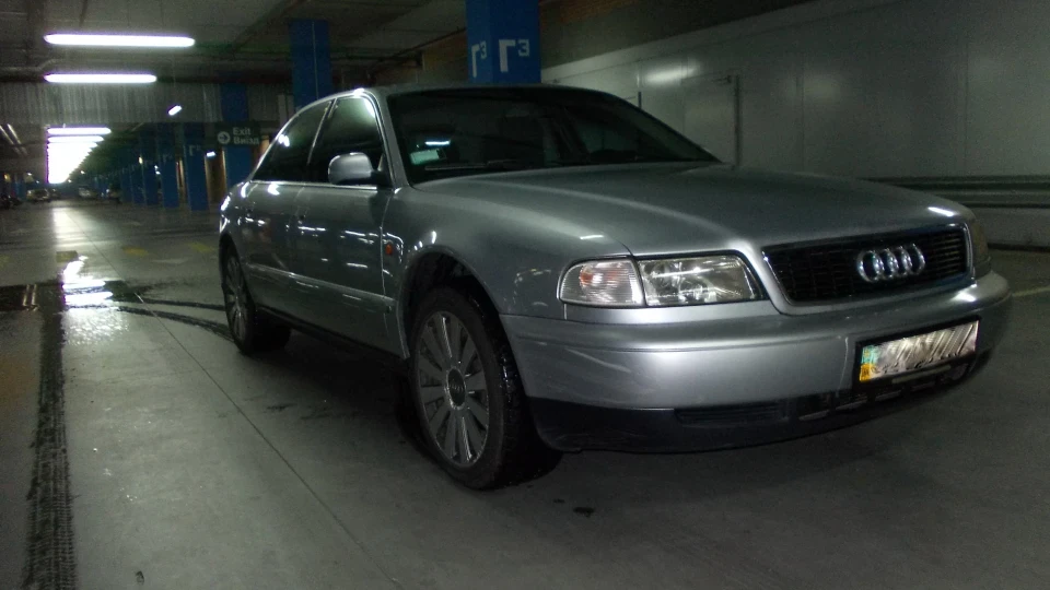 Audi A8 2