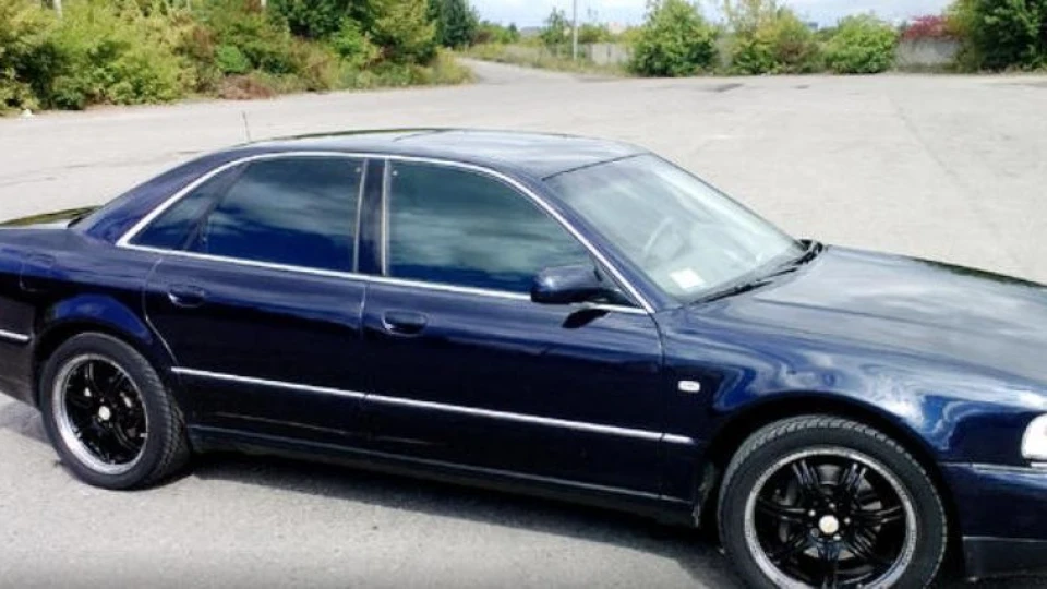 Audi A8 184Kw - 280л.с. Qwattro 3