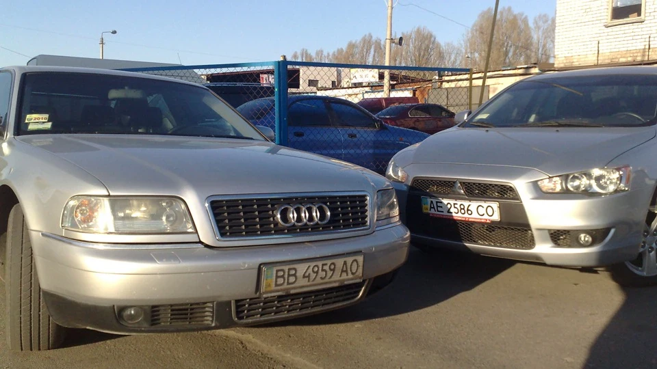 Audi A8 2,5 ТУРБО 2
