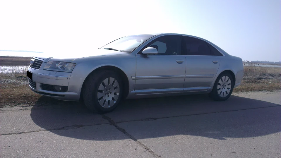 Audi A8 3.0 TDI QUATTRO 2