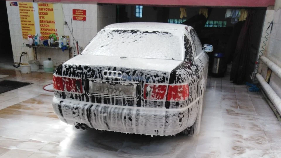 Audi A8 3.7 AT quattro МКПП 2