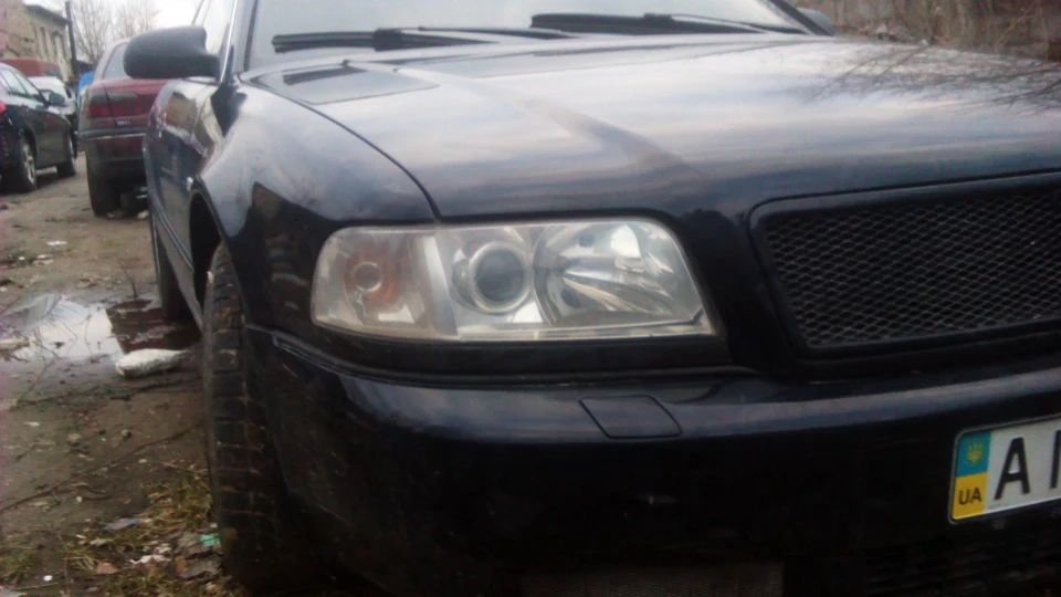 Audi A8 3.7 Quattro 2