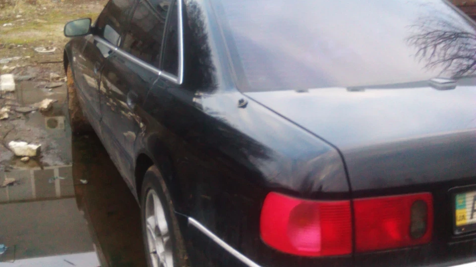 Audi A8 3.7 Quattro 3