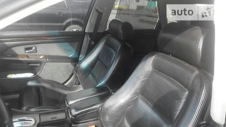 Audi A8 3.7 синій металік 3
