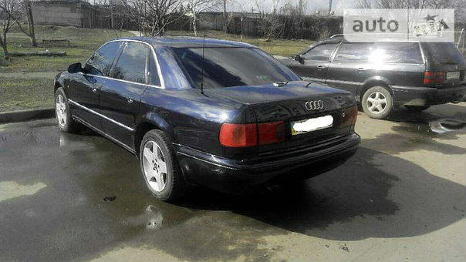 Audi A8 3.7 синій металік 5